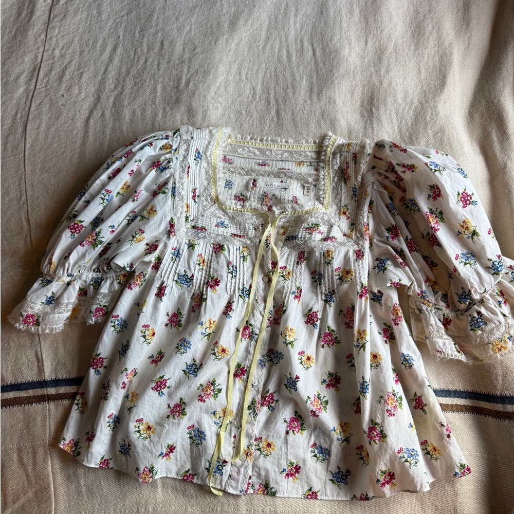 Doen lace top with floral print